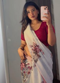 Nancy - puta in Kolkata Photo 2 of 4