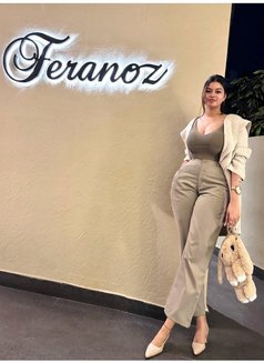 Nancy - escort in Maldives Photo 1 of 4