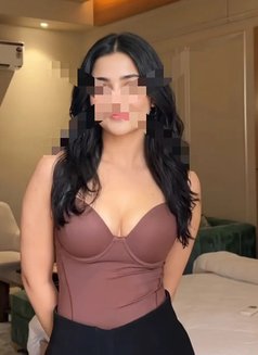 Nancy - escort in Mauritius Photo 2 of 3