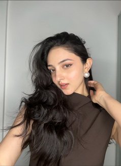 Nancy - puta in Mumbai Photo 2 of 3