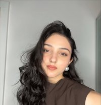 Nancy - puta in Mumbai