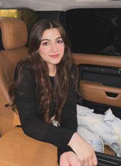 Nancy - escort in Navi Mumbai Photo 1 of 3