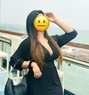 Alisha Busty Model - puta in Abu Dhabi Photo 4 of 4