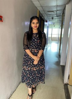 Nancy - escort in New Delhi Photo 1 of 5