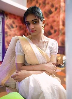 Nancy - Transsexual escort in Chennai Photo 3 of 5