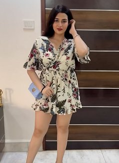 Nancy - escort in Bangkok Photo 1 of 2