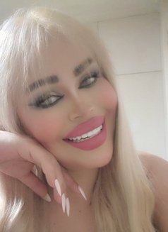 Nancy - puta in Beirut Photo 7 of 9