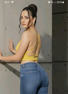 Nancy Lebanese - escort in Beirut Photo 2 of 3