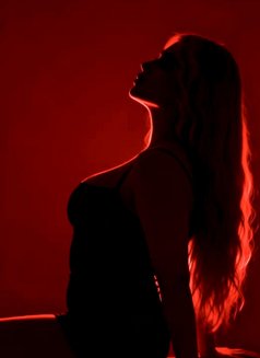 Nancy Official - Transsexual escort in Beirut Photo 22 of 23