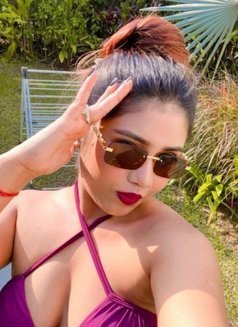 Nancy - escort in Pune Photo 5 of 12