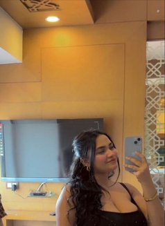 Nancy - escort in Pune Photo 3 of 12