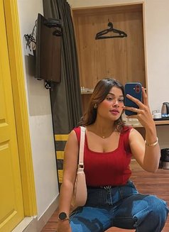 Nancy - escort in Pune Photo 7 of 12