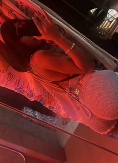 Nancy - escort in Bangkok Photo 2 of 2