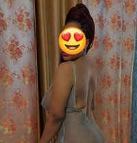 Nancy - puta in Kolkata Photo 1 of 2