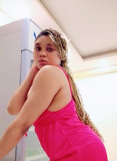 Nancy - escort in Noida Photo 4 of 6