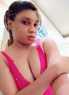 Nancy - escort in Noida Photo 5 of 6