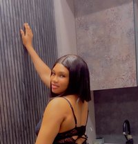 Nancy - escort in Noida Photo 10 of 10