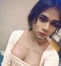 Nancy - Acompañante transexual in Bangalore Photo 1 of 3
