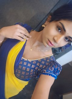 Nancy - Transsexual companion in Bangalore Photo 2 of 3