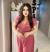 Nancy - escort in Abu Dhabi Photo 1 of 4