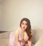 Nancy - escort in Abu Dhabi Photo 4 of 6