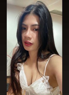 Nancy - escort in Jeddah Photo 2 of 5