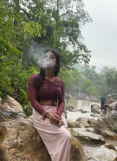 Saara top - Transsexual escort in New Delhi Photo 5 of 6