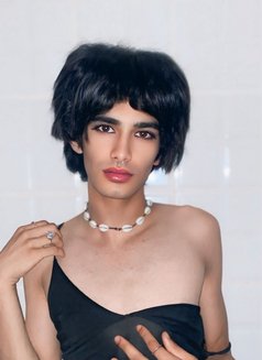Nancy - Male escort in Tunis Photo 2 of 24