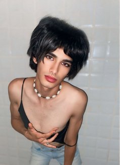 Nancy - Male escort in Tunis Photo 3 of 24