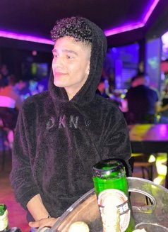 Nancy - Male escort in Tunis Photo 17 of 24
