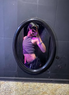 Nancy - Male escort in Tunis Photo 18 of 30