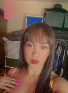 Nancy Vee - Transsexual escort in Bangkok Photo 1 of 5