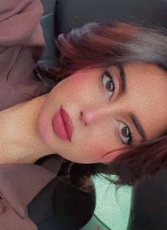 Nancyy - puta in Al Juffair Photo 3 of 6