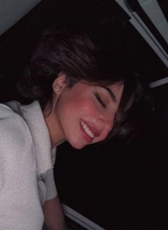 Nancyy - puta in Al Juffair Photo 4 of 6