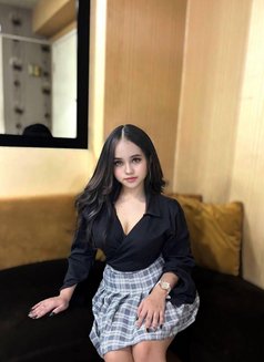 Nancyy - puta in Jakarta Photo 5 of 9