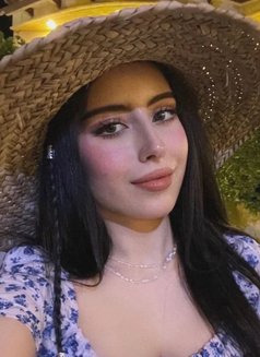 Nancyy - escort in Abu Dhabi Photo 3 of 7