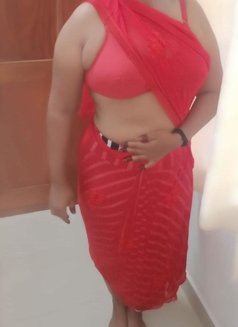 Nandhana V - escort in Kochi Photo 6 of 7