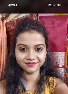 Nandhi - escort agency in Chennai Photo 2 of 5