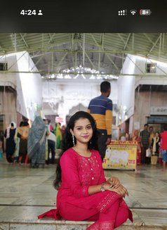 Nandhi - escort agency in Chennai Photo 4 of 5