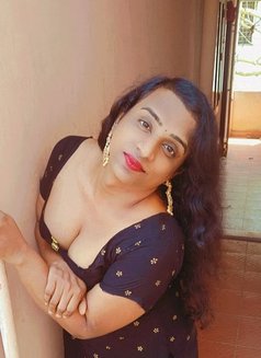 Nandhini - puta in Chennai Photo 3 of 5