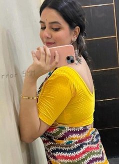 Nandini 3000 Unlimited Shot College Girl - puta in New Delhi Photo 2 of 4