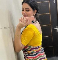 Nandini 3000 Unlimited Shot College Girl - escort in New Delhi