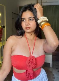 Nandini 3000 Unlimited Shot College Girl - puta in Shillong Photo 2 of 5