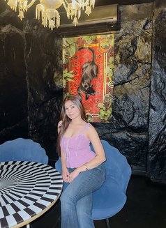 Himani - escort in Colombo Photo 2 of 5