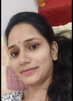 Nandini - escort in Kalyan Photo 1 of 5