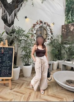 Nandini - escort in Kochi Photo 2 of 2