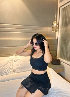 Nandini - escort in Lucknow Photo 3 of 6