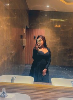 Nandini Kolkata independent girl - escort in Kolkata Photo 3 of 5