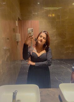 Nandini Kolkata independent girl - escort in Kolkata Photo 4 of 5