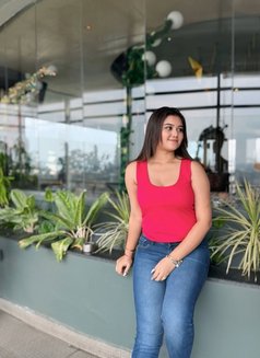 Nandini S - puta in Bangalore Photo 3 of 3